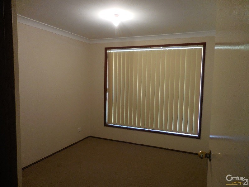12 Paddy Miller Avenue, Currans Hill NSW 2567