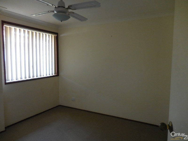 12 Paddy Miller Avenue, Currans Hill NSW 2567