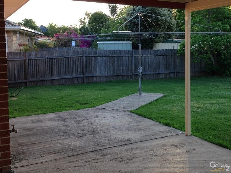 12 Paddy Miller Avenue, Currans Hill NSW 2567