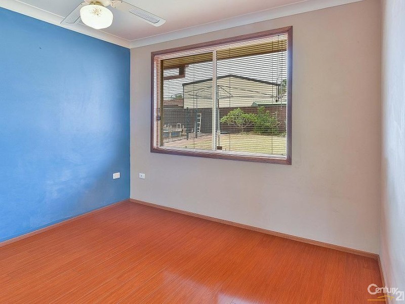 2 Mowatt Street, Narellan NSW 2567