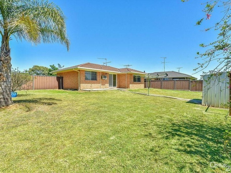335 Welling Drive, Mount Annan NSW 2567
