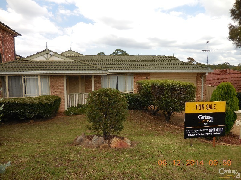 4 Fraser Place, Mount Annan NSW 2567