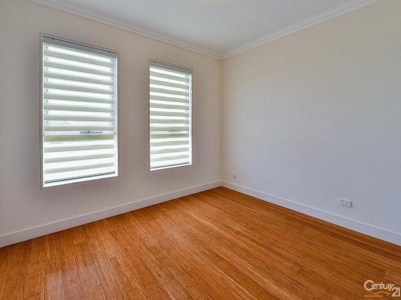 6 Duffy Avenue, Gregory Hills NSW 2557