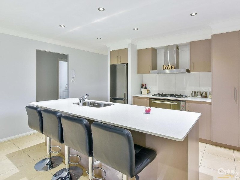 5 Gemini Street, Gregory Hills NSW 2557