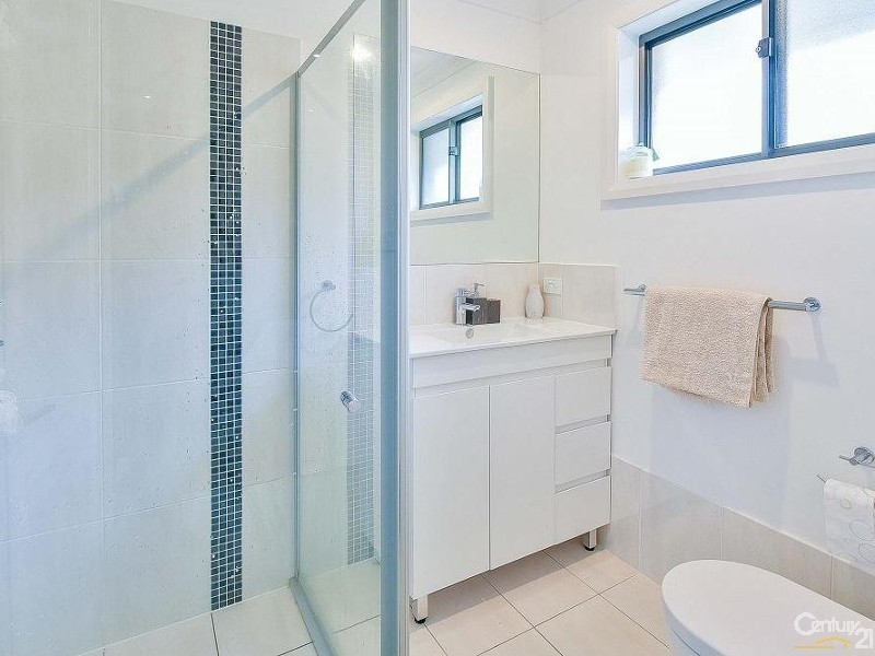 5 Gemini Street, Gregory Hills NSW 2557