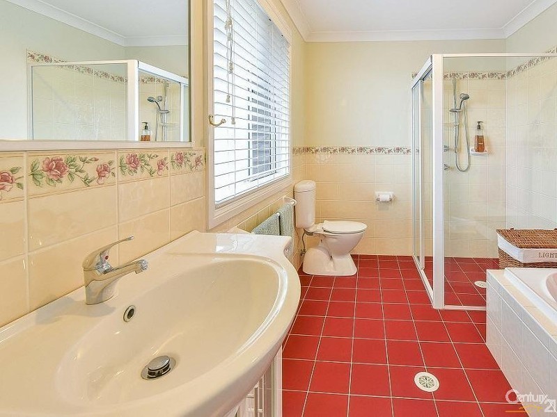 19 Telopea Circuit, Mount Annan NSW 2567