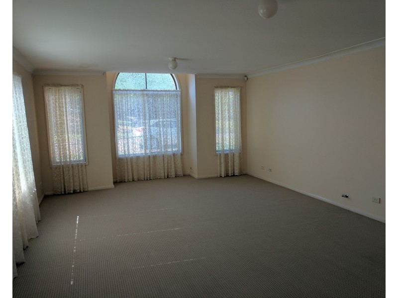 2 Links Way, Narellan NSW 2567