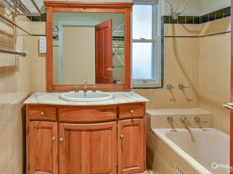 6 Old Hume Highway, Camden NSW 2570