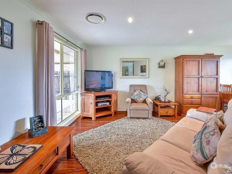 8 Thomas Way, Currans Hill NSW 2567