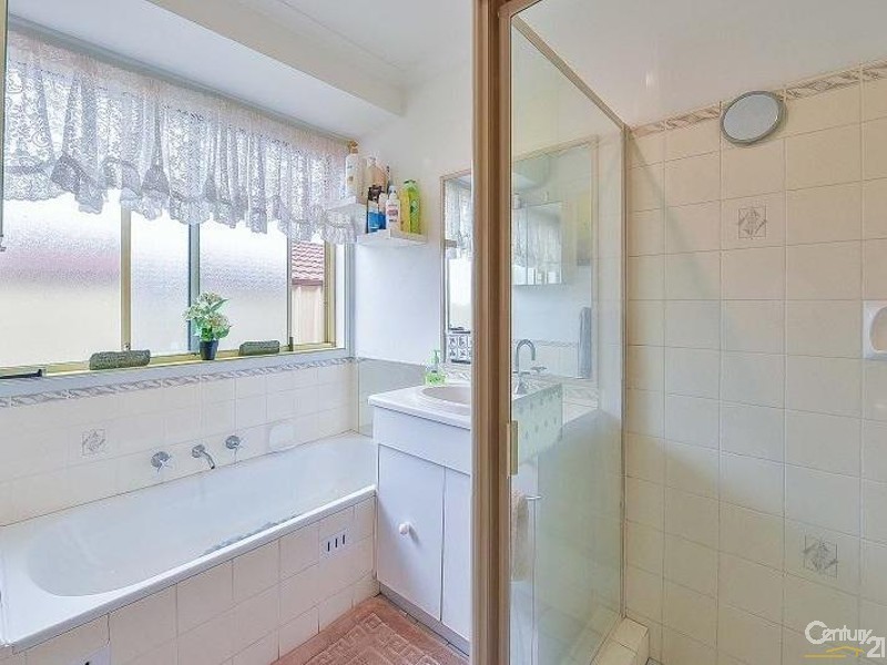 8 Thomas Way, Currans Hill NSW 2567