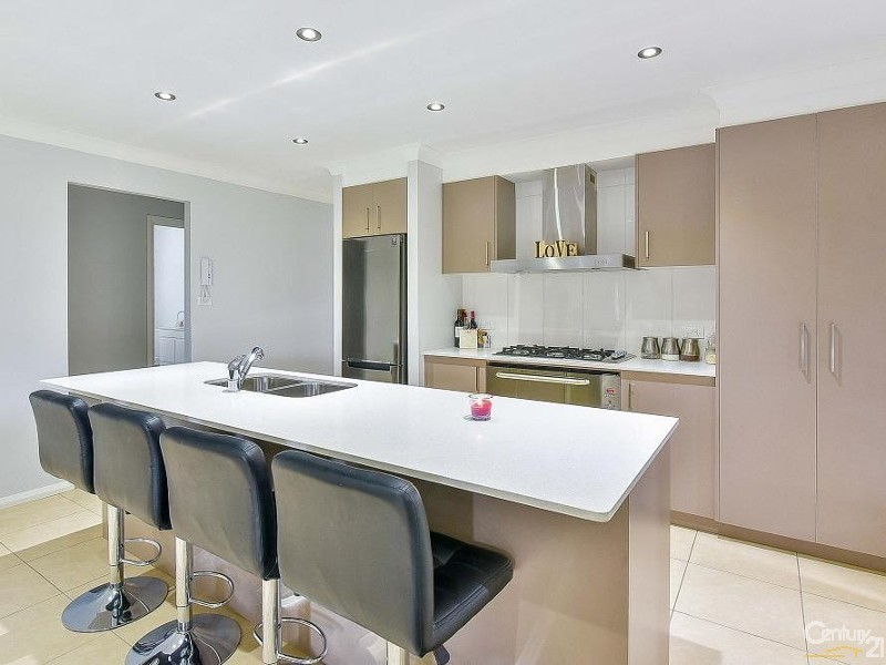 5 Gemini Street, Gregory Hills NSW 2557