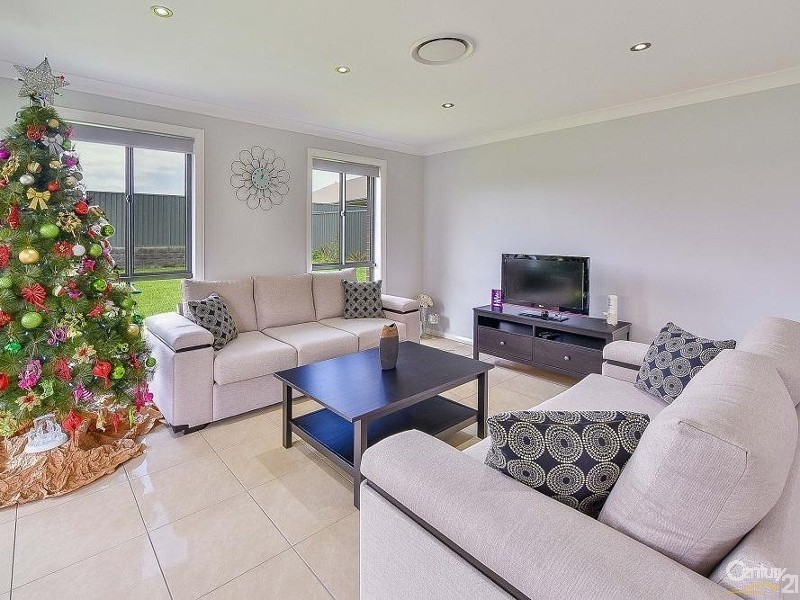 5 Gemini Street, Gregory Hills NSW 2557