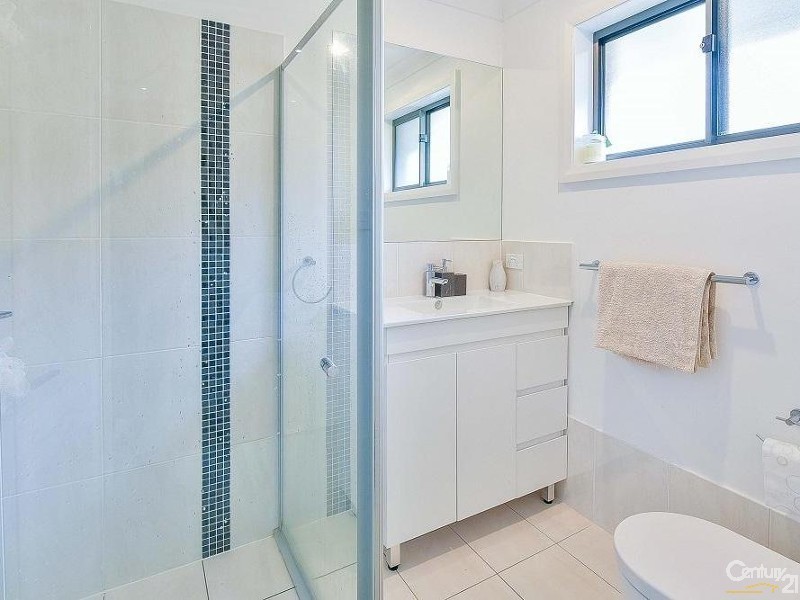 5 Gemini Street, Gregory Hills NSW 2557