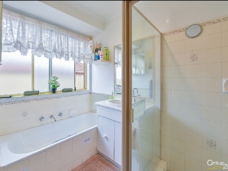 8 Thomas Way, Currans Hill NSW 2567