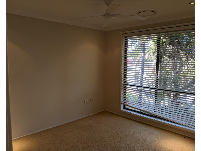 34 Welling Drive, Narellan Vale NSW 2567