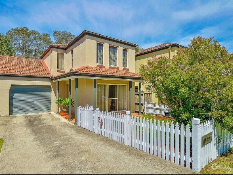 9 Reserve Circuit, Currans Hill NSW 2567