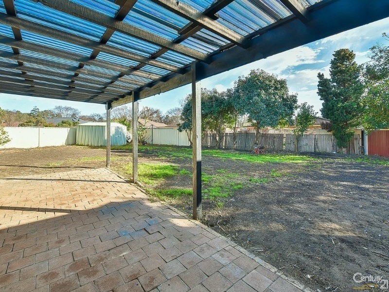 7 Watkins Crescent, Currans Hill NSW 2567
