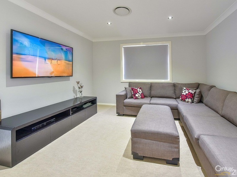 5 Gemini Street, Gregory Hills NSW 2557