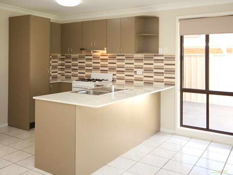 9 Welling Drive, Narellan Vale NSW 2567