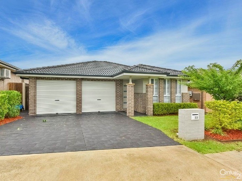 33 Bond Street, Oran Park NSW 2570