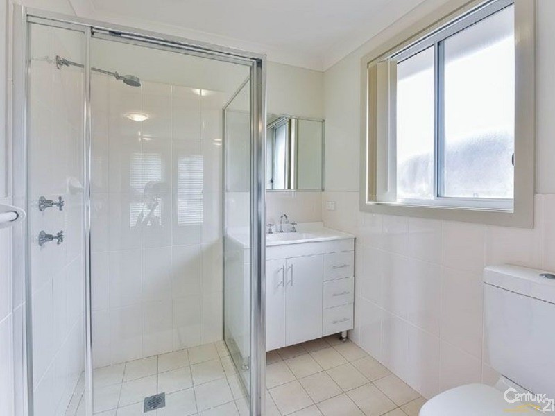 33 Bond Street, Oran Park NSW 2570