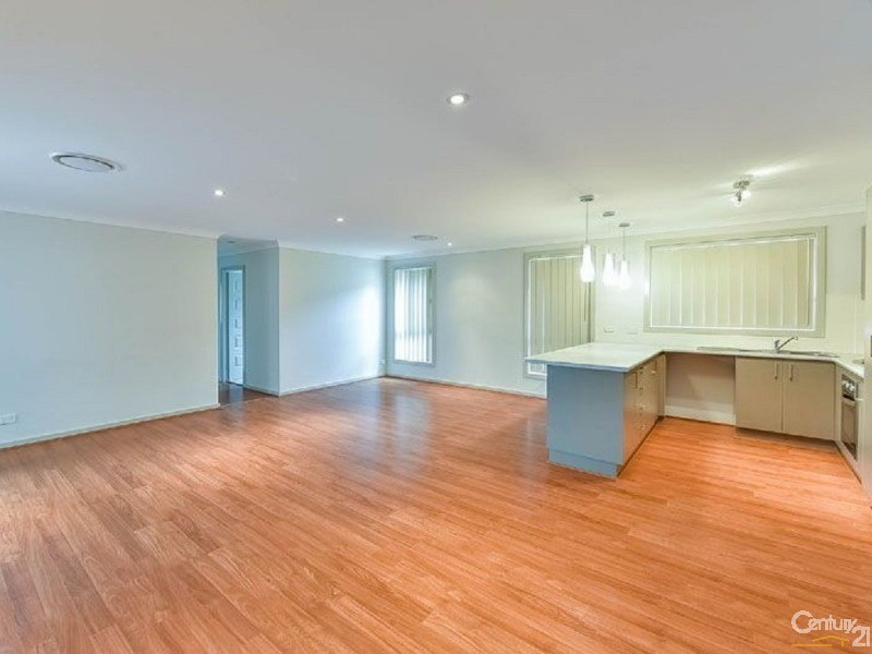 33 Bond Street, Oran Park NSW 2570