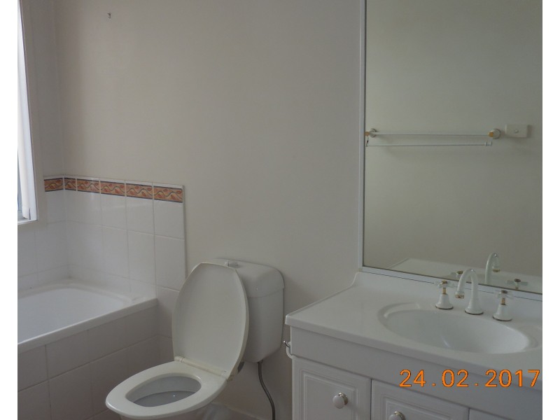 25 Lakeside Street, Currans Hill NSW 2567