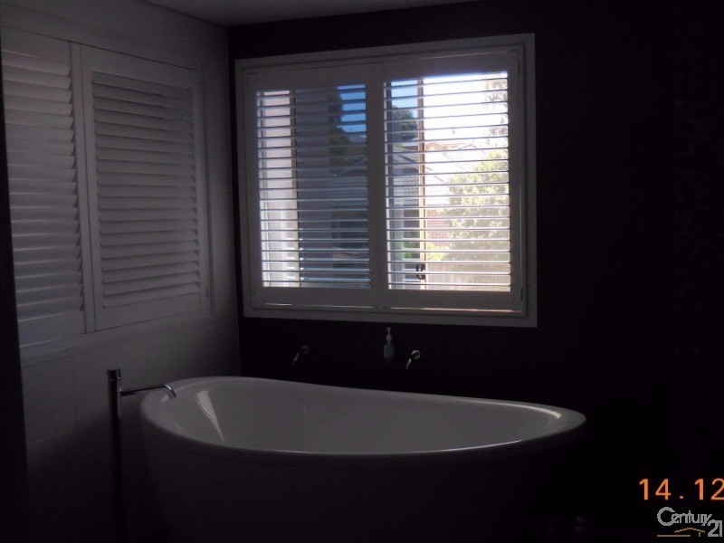 5 Nardoo  Way, Mount Annan NSW 2567