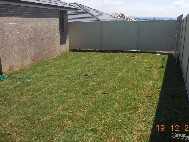 17 Buckingham Loop, Oran Park NSW 2570