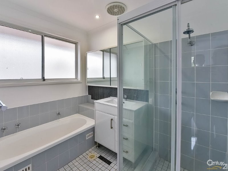 2 Lisa Close, Narellan NSW 2567