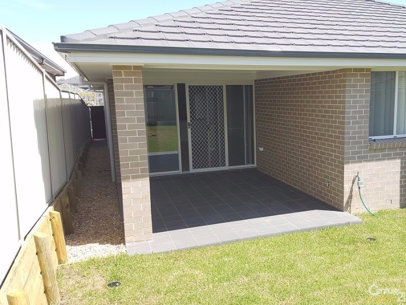 17 Buckingham Loop, Oran Park NSW 2570