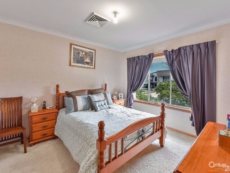 25 Box Road, Casula NSW 2170