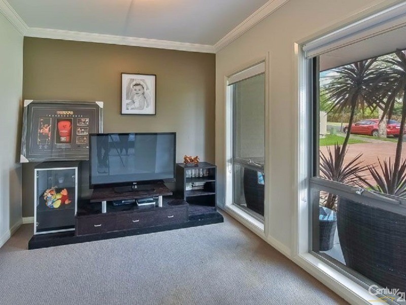76  Jackey Drive, Camden Park NSW 2570