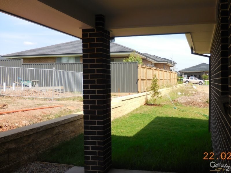 51 Richards Loop, Oran Park NSW 2570