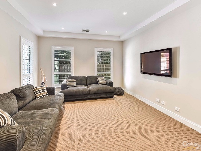 49 Macarthur Circuit, Camden Park NSW 2570