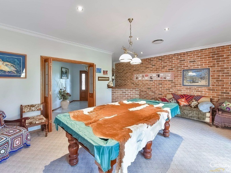 5 Thomas Laycock Place, Bringelly NSW 2556