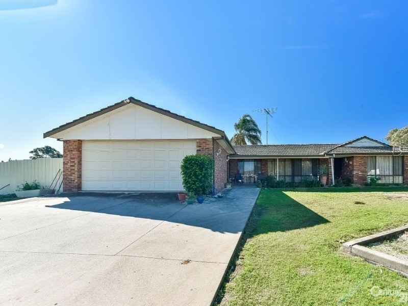 102 Springfield Road, Catherine Field NSW 2557