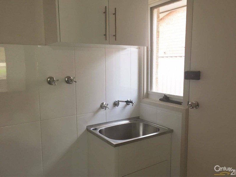 277 Welling Drive, Mount Annan NSW 2567