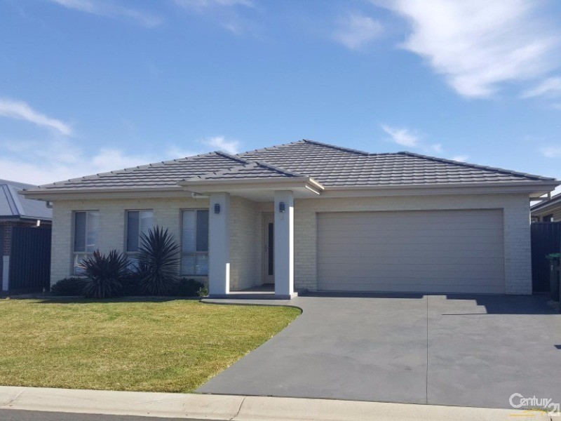 11 Freedom Street, Gregory Hills NSW 2557