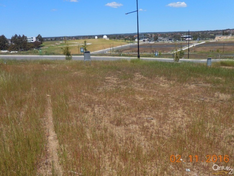 33 – Lot 2162- Mahoney Drive, Campbelltown NSW 2560