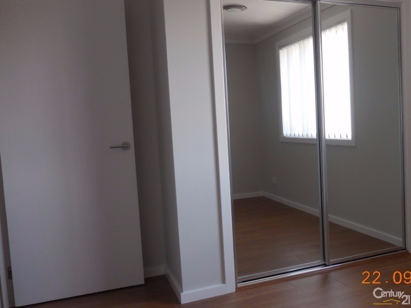 3 Akuna Street, Gregory Hills NSW 2557