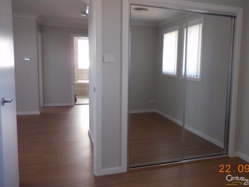 3 Akuna Street, Gregory Hills NSW 2557