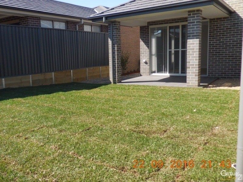 3 Akuna Street, Gregory Hills NSW 2557