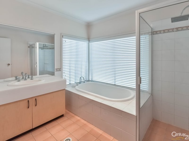 60  Glenrowan Drive, Harrington Park NSW 2567