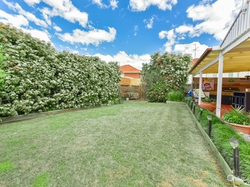 60  Glenrowan Drive, Harrington Park NSW 2567
