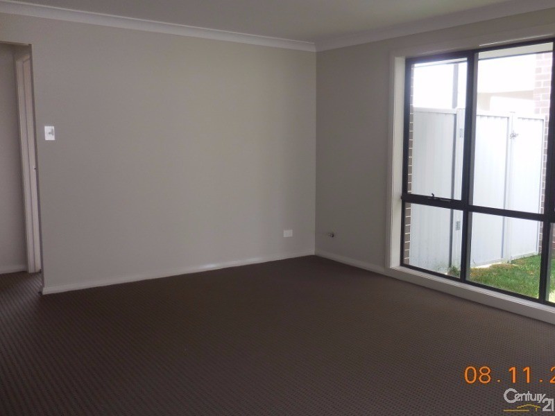 17 Correa Street, Gregory Hills NSW 2557