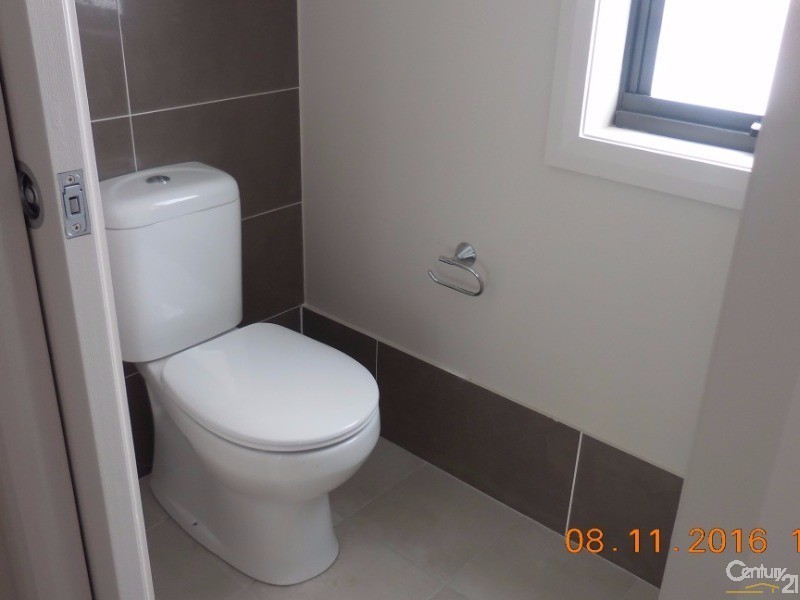 17 Correa Street, Gregory Hills NSW 2557