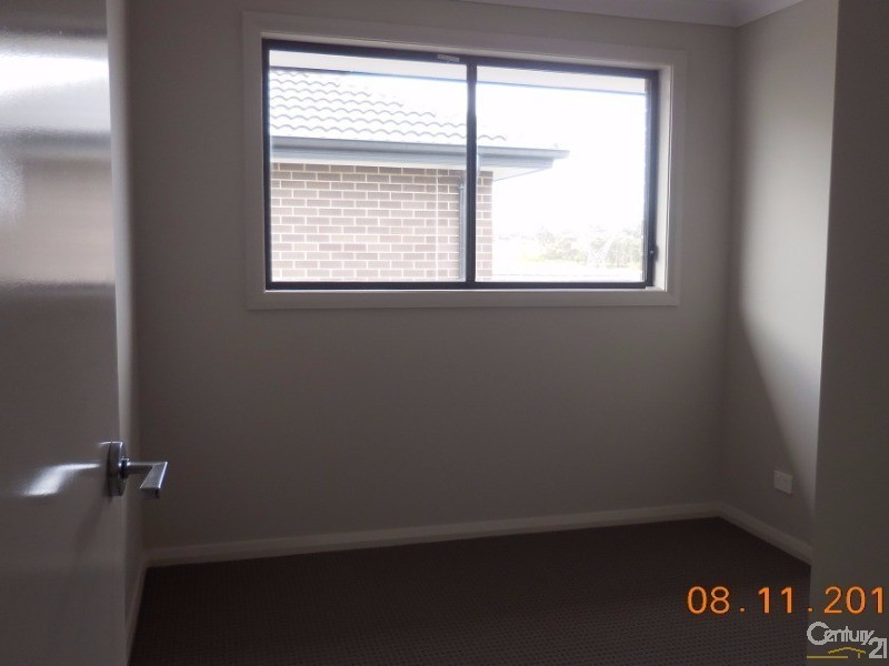 17 Correa Street, Gregory Hills NSW 2557