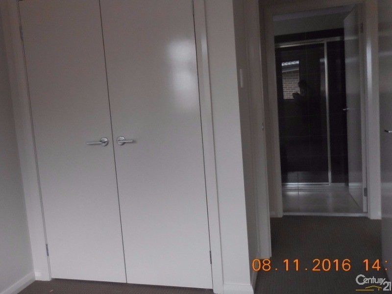 17 Correa Street, Gregory Hills NSW 2557