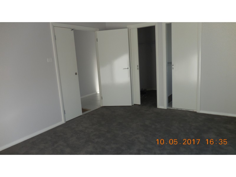 21 Harvey Street, Oran Park NSW 2570